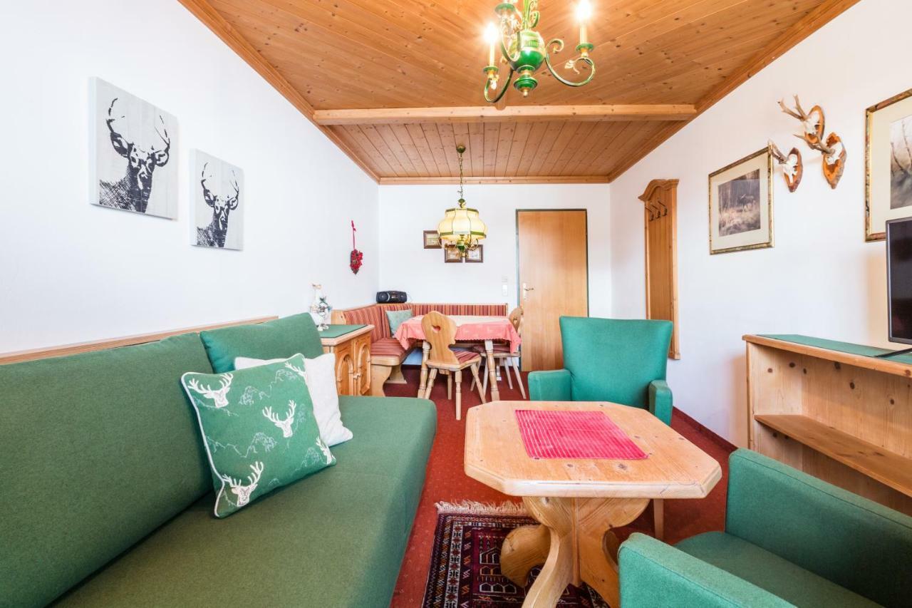 Haus Am Platz - Weitgasser Altenmarkt im Pongau Esterno foto