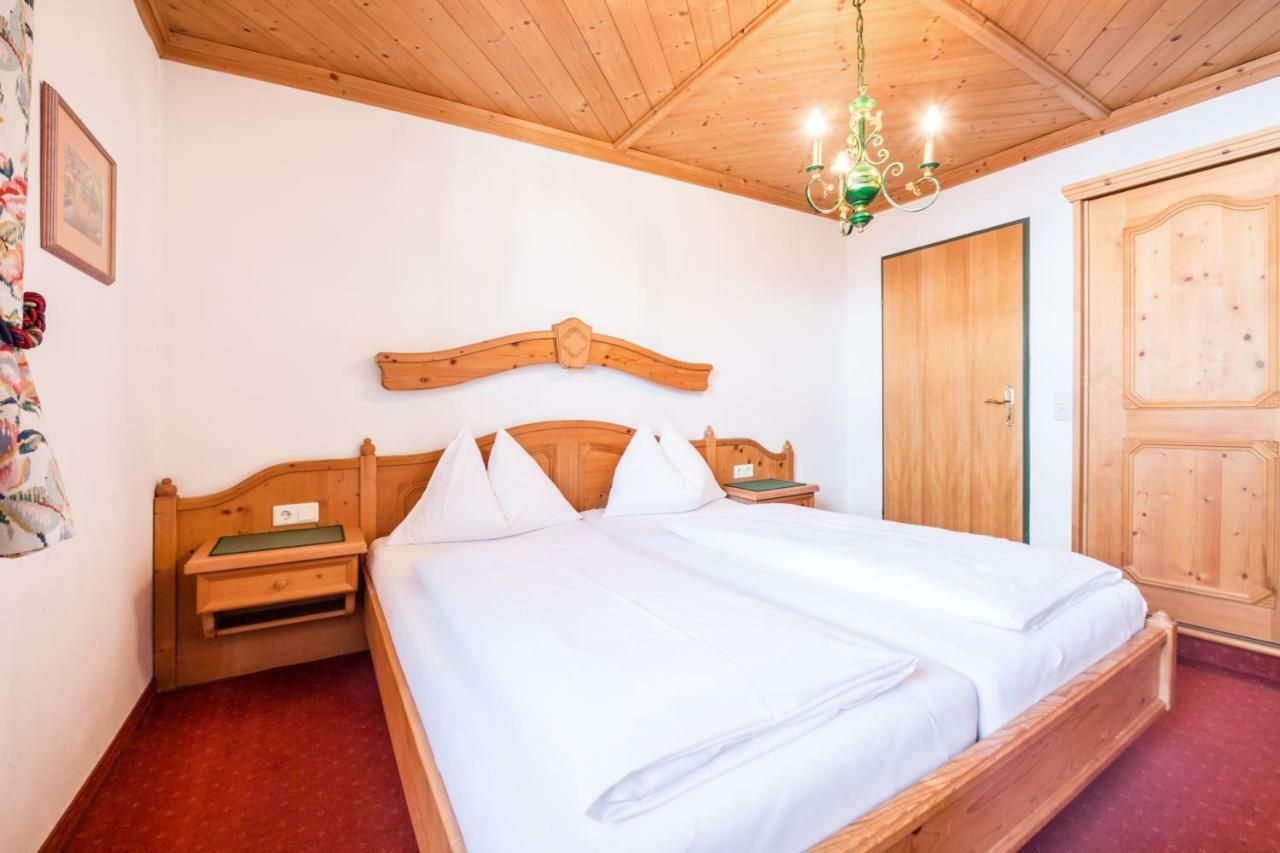 Haus Am Platz - Weitgasser Altenmarkt im Pongau Esterno foto