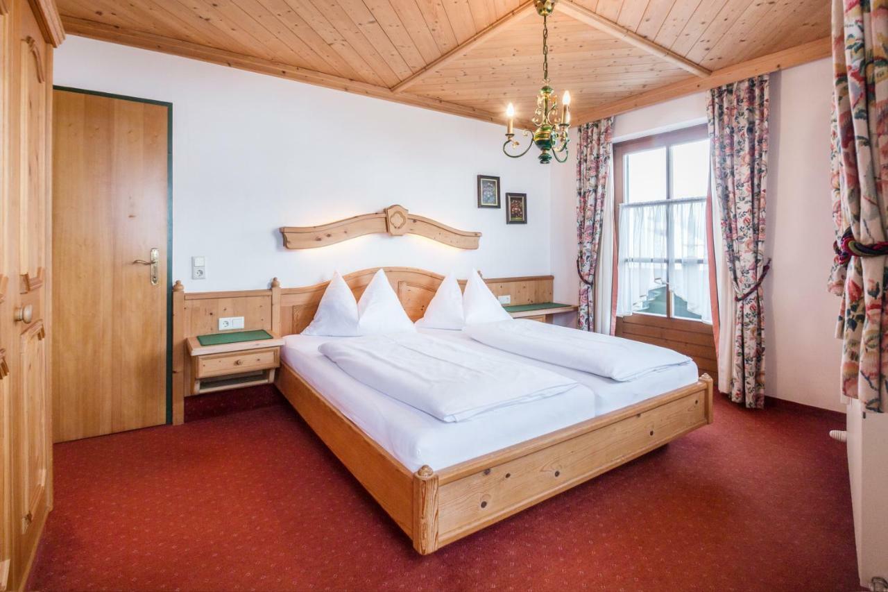 Haus Am Platz - Weitgasser Altenmarkt im Pongau Esterno foto