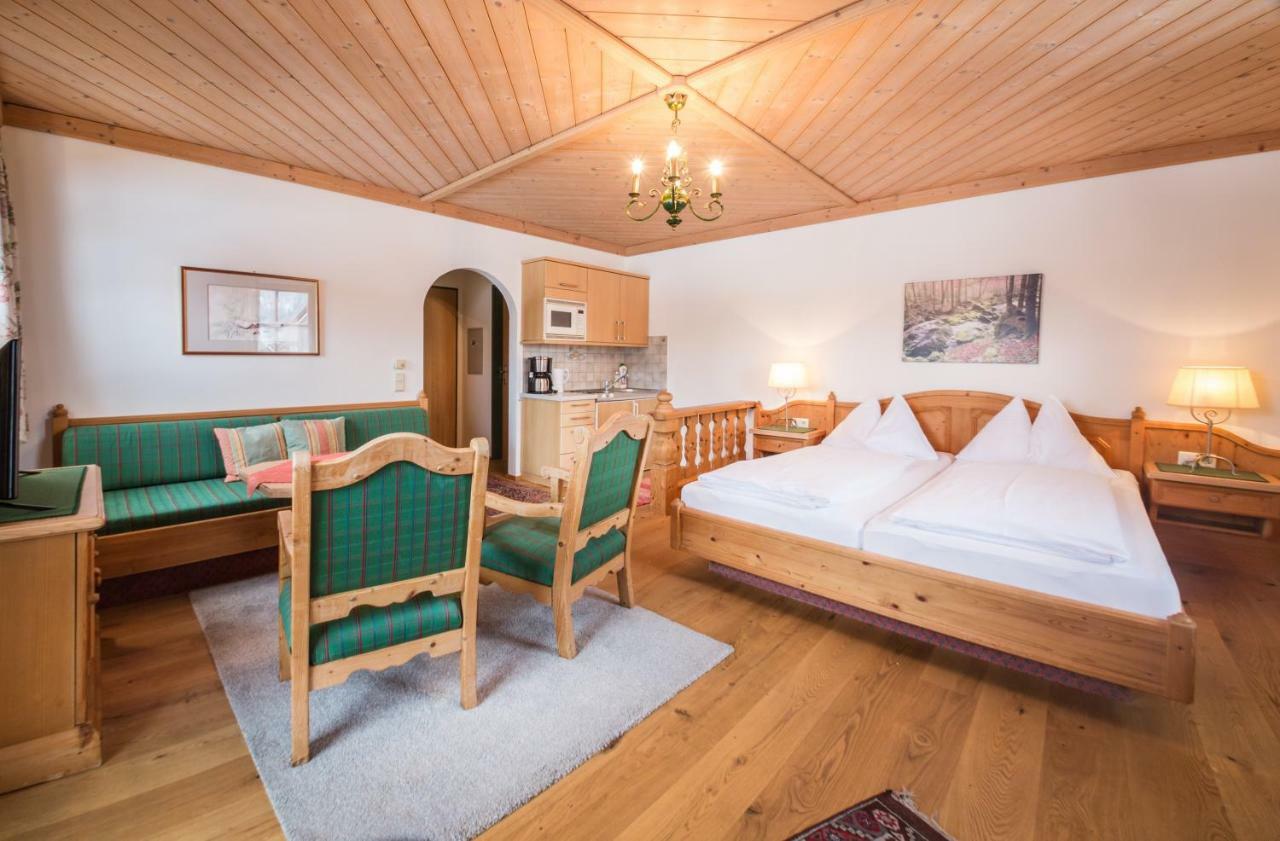 Haus Am Platz - Weitgasser Altenmarkt im Pongau Esterno foto